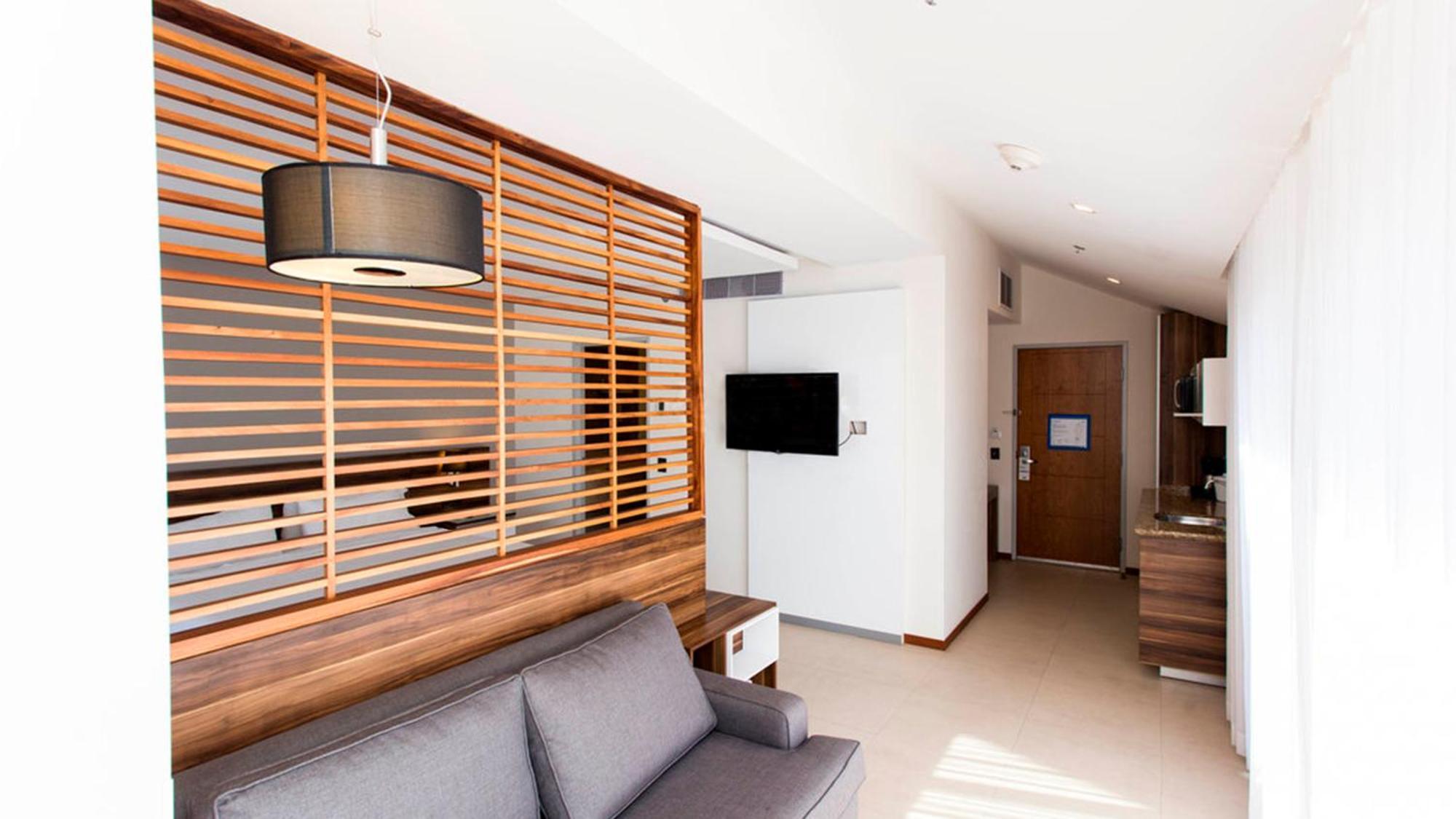 Holiday Inn Express Puerto Vallarta By Ihg Exterior foto